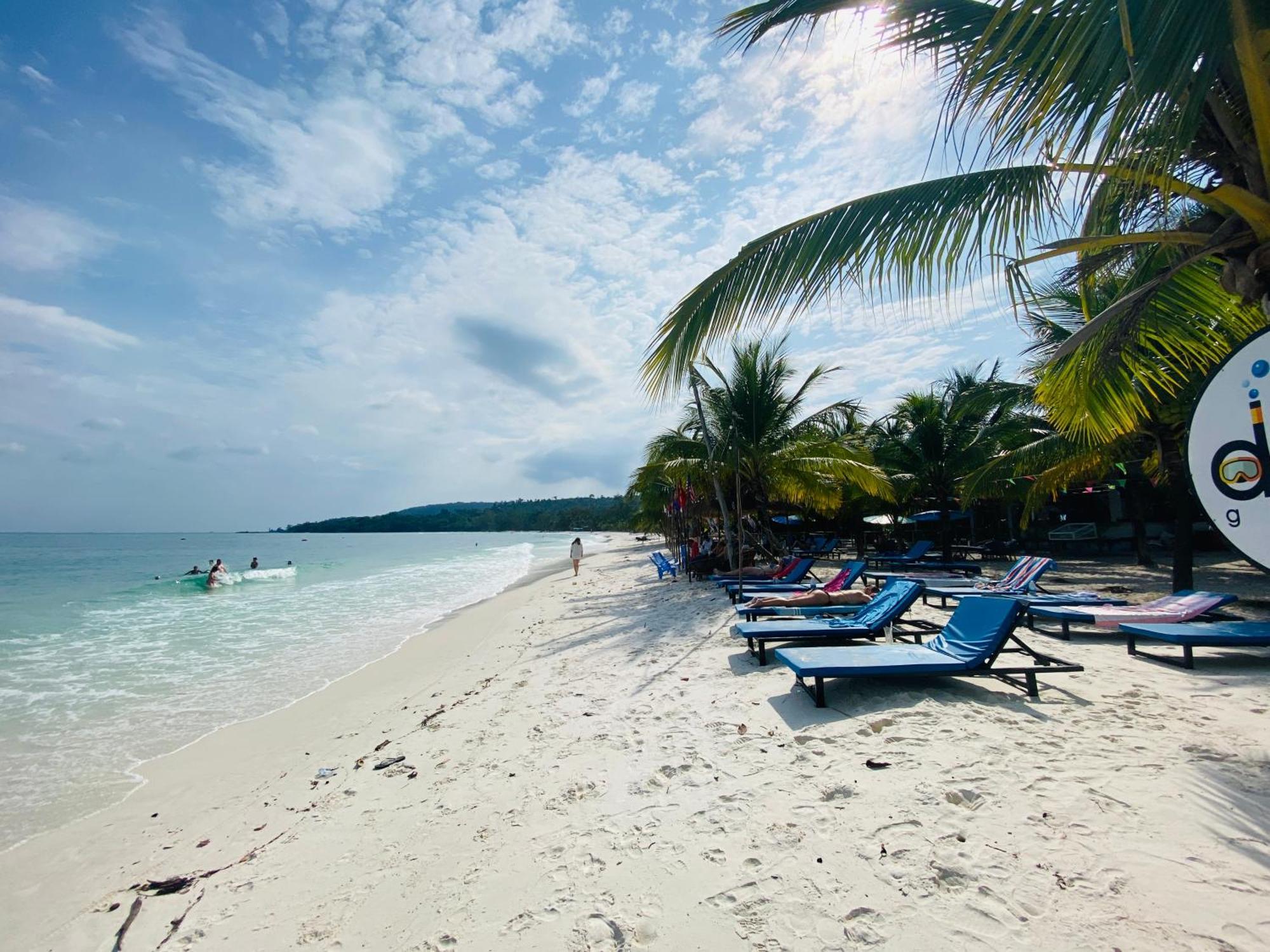 Koh Rong Beach Hostel And Bungalows Kaoh Touch Exterior foto
