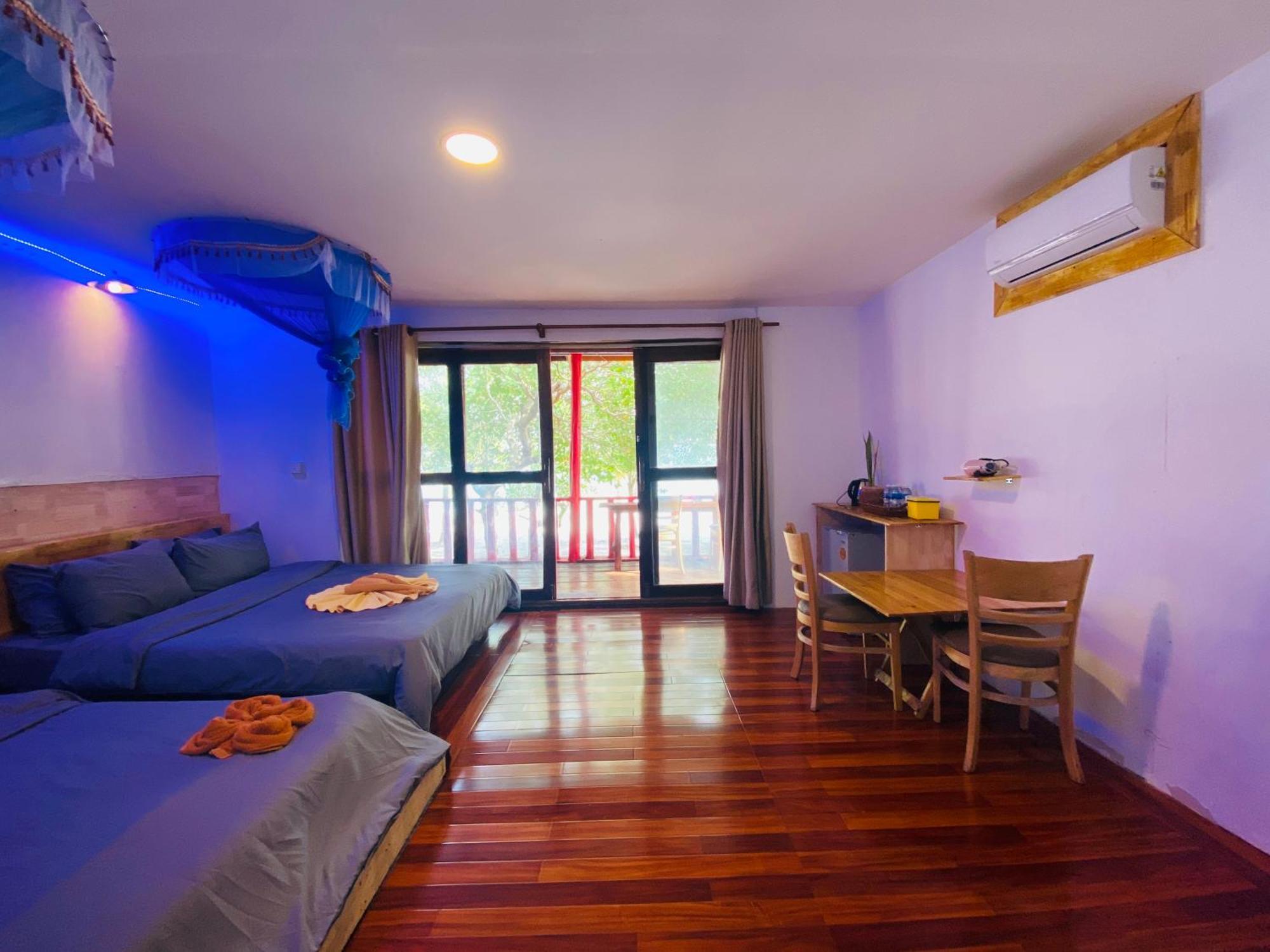 Koh Rong Beach Hostel And Bungalows Kaoh Touch Exterior foto
